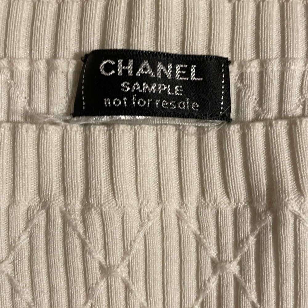 Chanel top - Picture 2 of 5